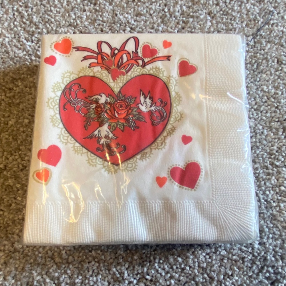 Vintage Paper Napkins Lot Ambassador Valentine Heart Beach Floral 36ct Sealed - Picture 2 of 5